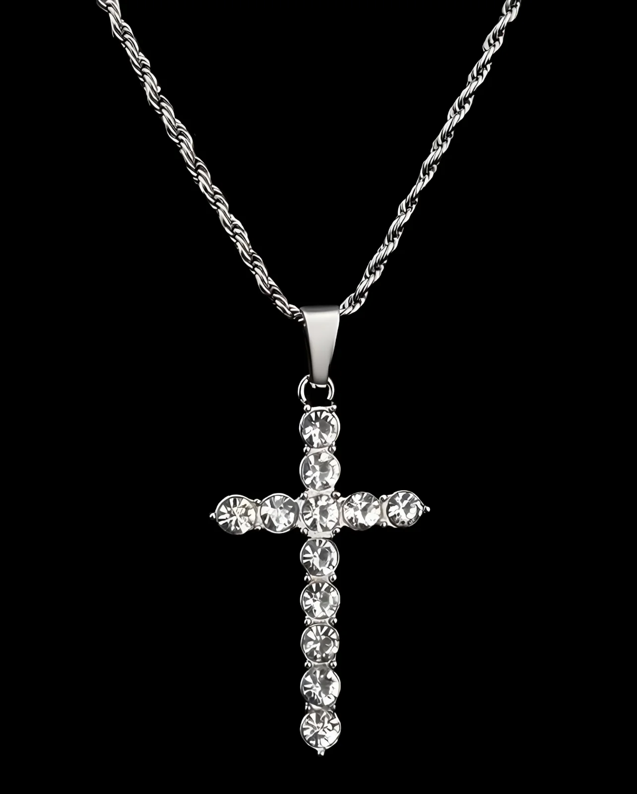 Collar Plateado Cruz Brillante