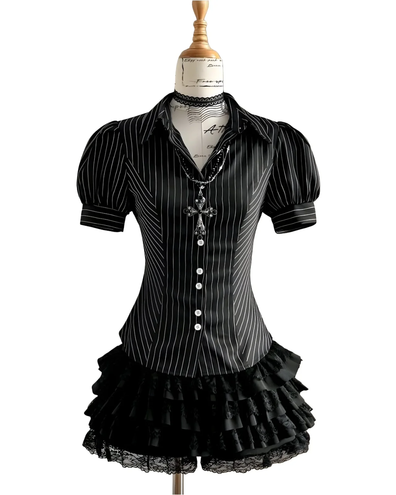 Camisa Corporate Goth Negra Con Rayitas Blancas