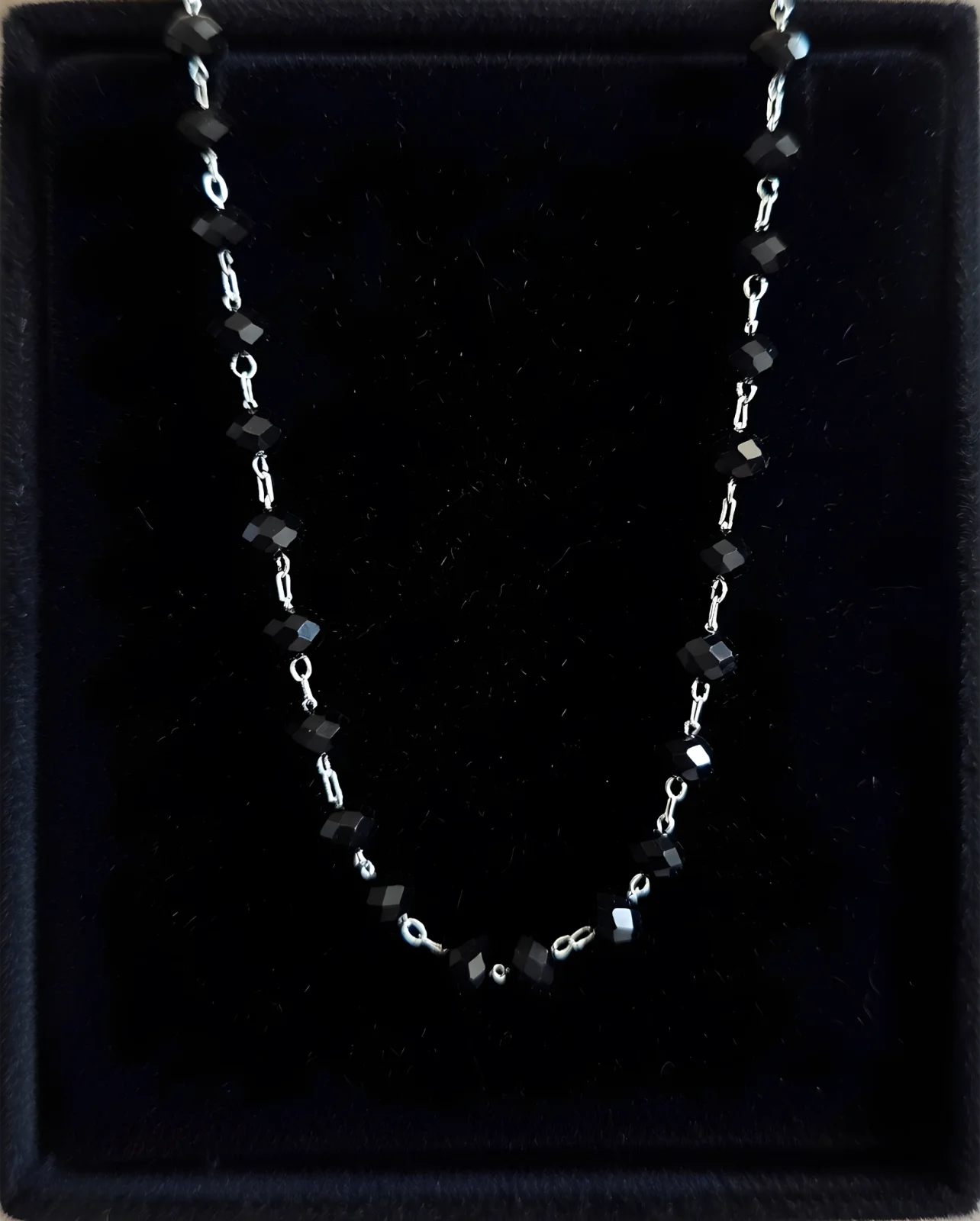 Collar Sencillo Con Zirconia Negra